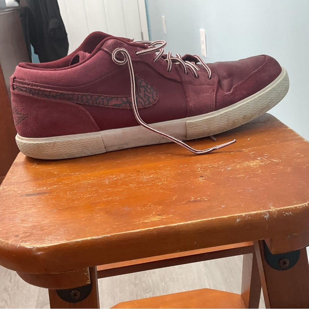 Men's Burgundy Nike Sneakers